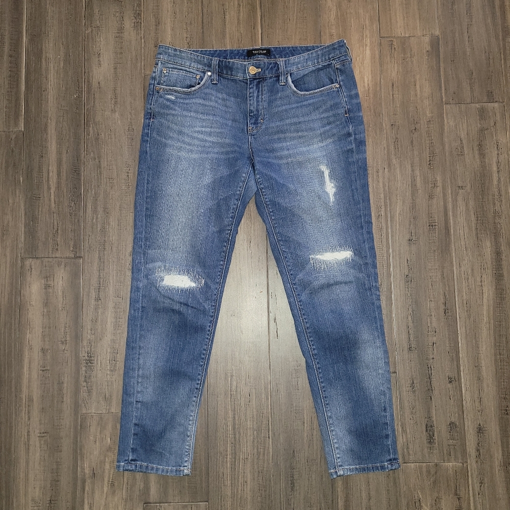 White House Black Market Girlfriend Crop Jean